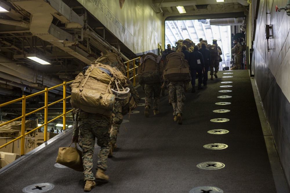 15th MEU Marines, Sailors embark USS Makin Island in preparation for at-sea training