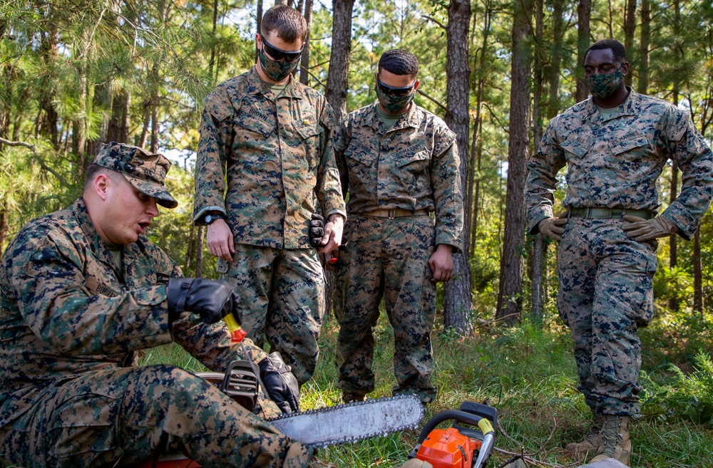 DVIDS - Images - Pioneer Platoon Chainsaw Licensing Course [Image 1 of 5]