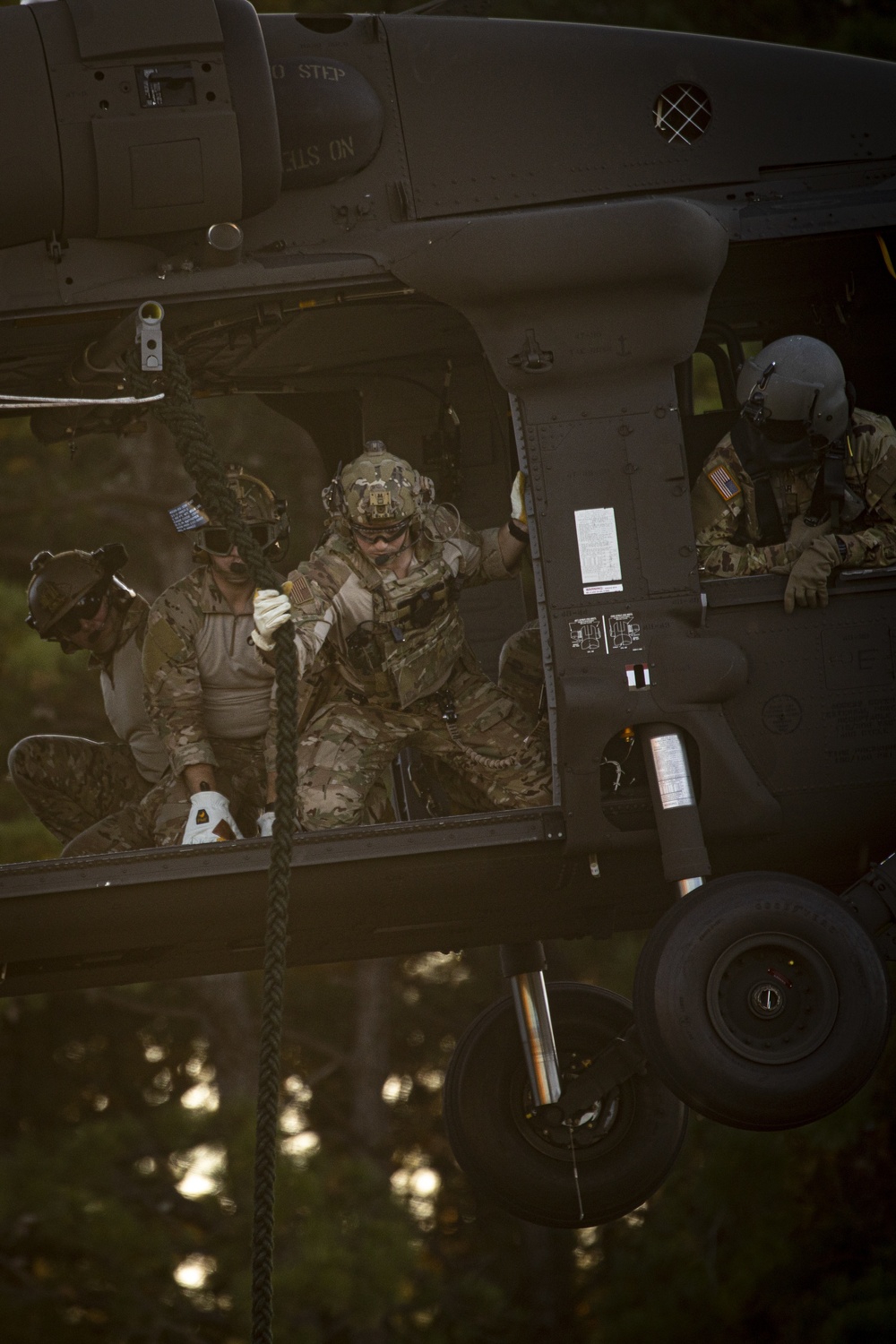 Special Warfare Airmen train with Army Aviation