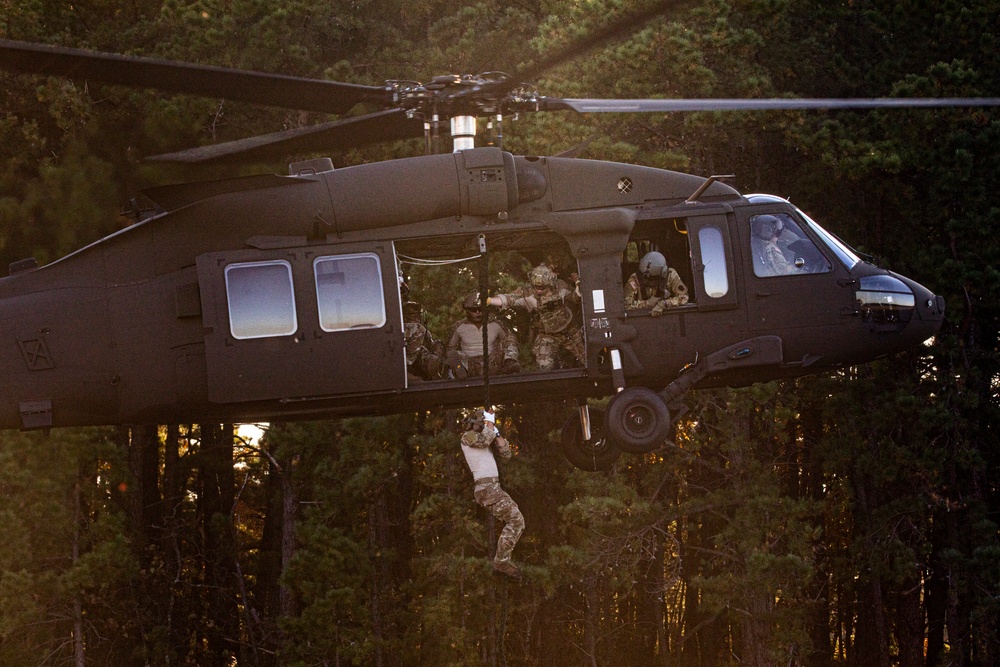 Special Warfare Airmen train with Army Aviation