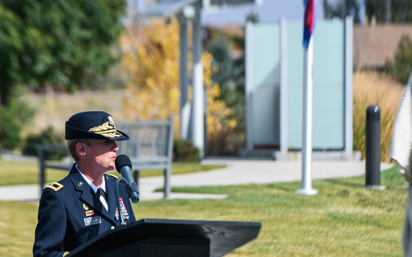 Medal of Honor recipient dedicates Gold Star Monument