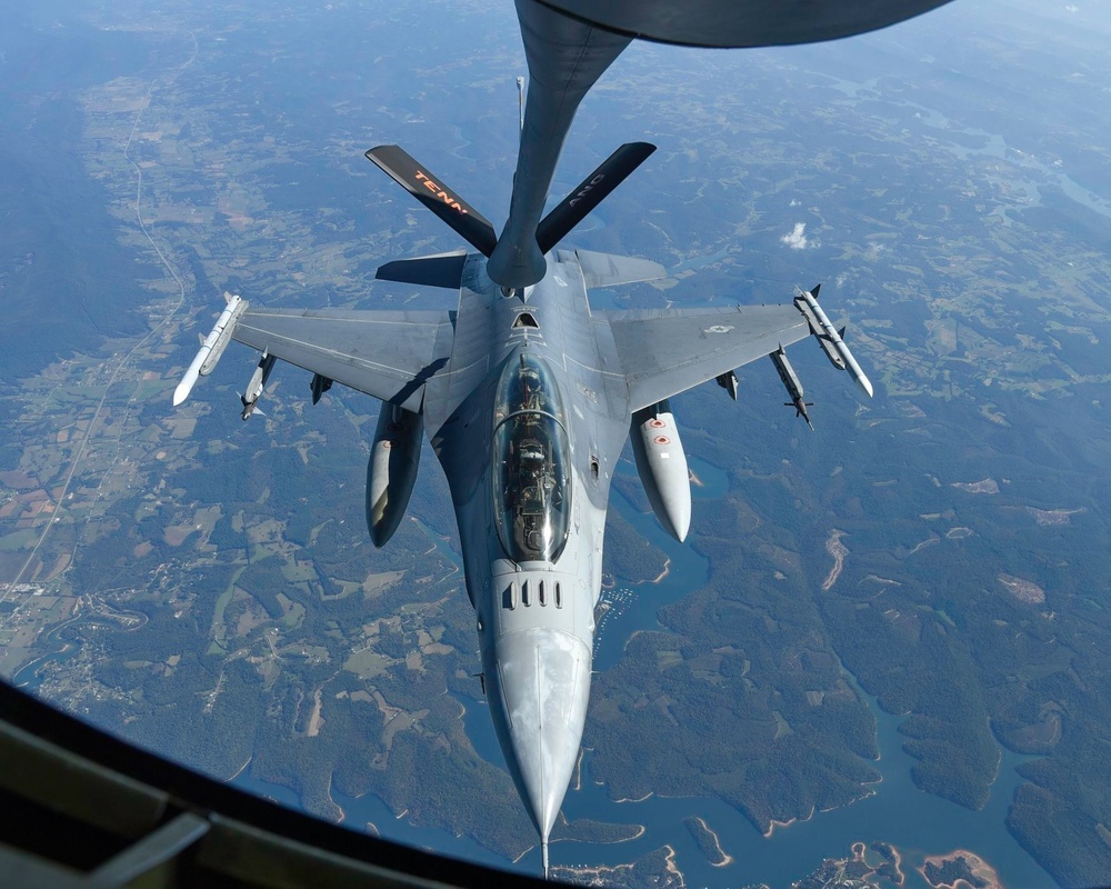 Bulgarian officials visit Tennessee National Guard