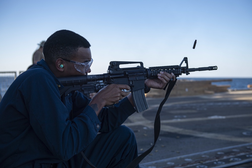 Sterett conducts Live Fire Exercise
