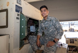 Generator repairer keeps powering flowing during recovery
