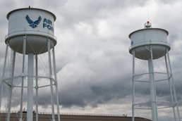 Crews update Scott’s water supply with new tower