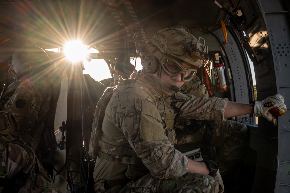 DVIDS - Images - 227th Air Support Operations Squadron Fast Rope ...