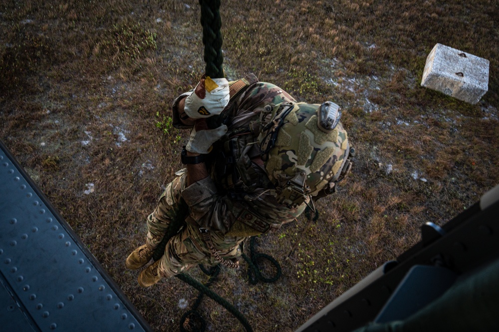 227th Air Support Operations Squadron Fast Rope Training