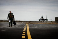 1-2 Marines Reconnaissance Patrol-003 (Radio)