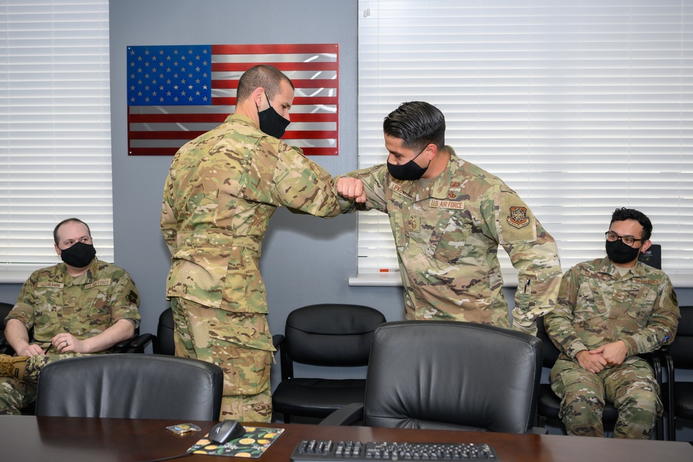 Leadership Rounds: 60th Comptroller Squadron