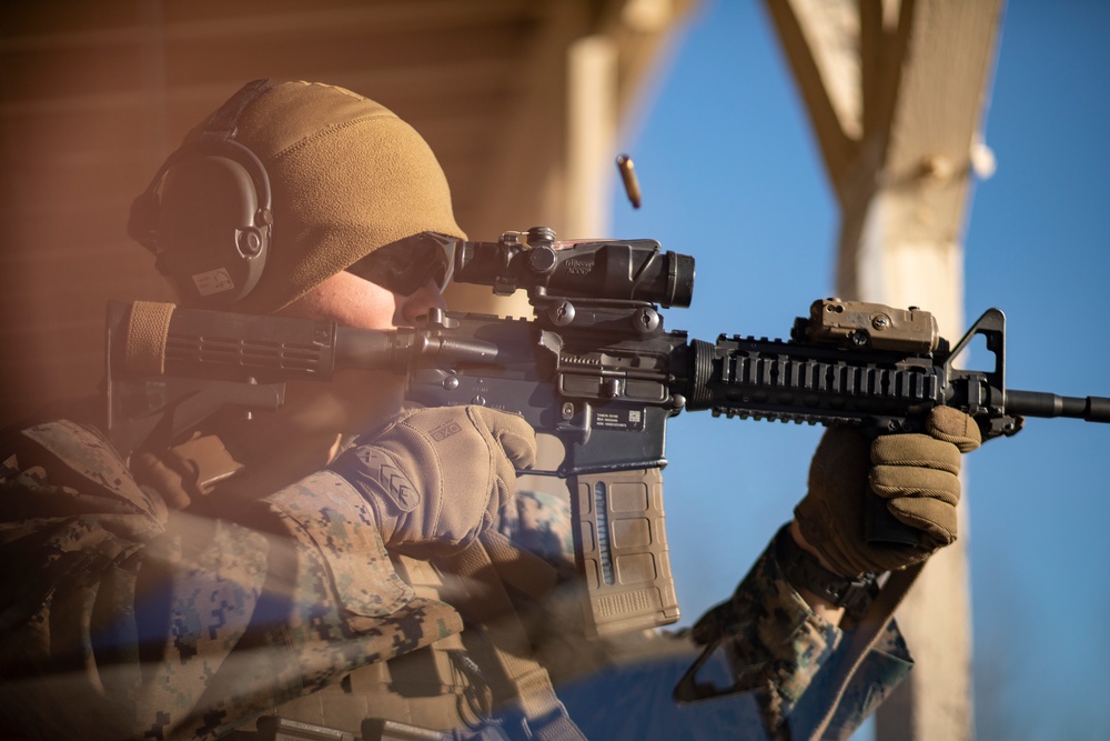 1st ANGLICO Marines conduct a rifle range during Exercise Red Flag-Alaska