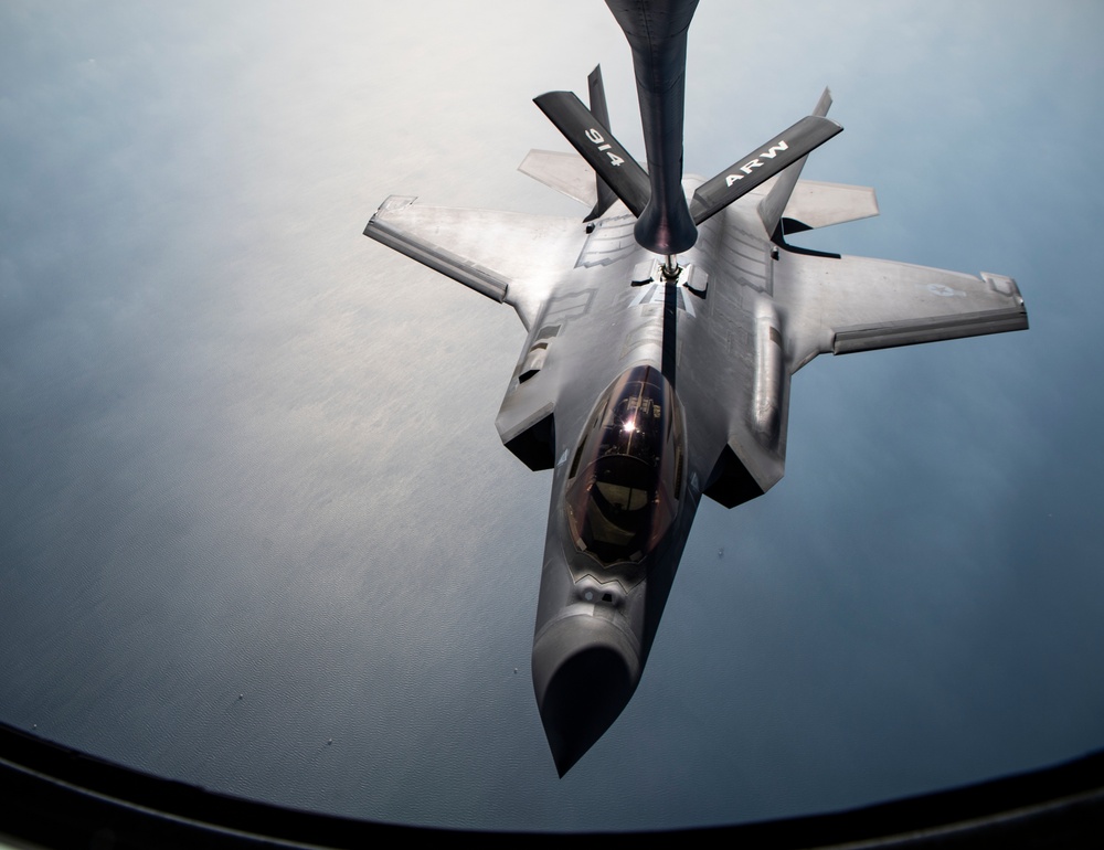 KC-135 refuels F-35s in support of Operation Inherent Resolve