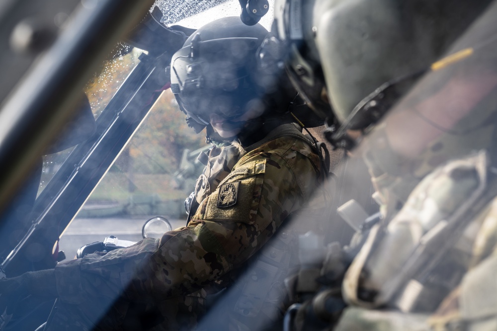 12th CAB improves interoperability with NATO Allies during Royal Blackhawk 2020