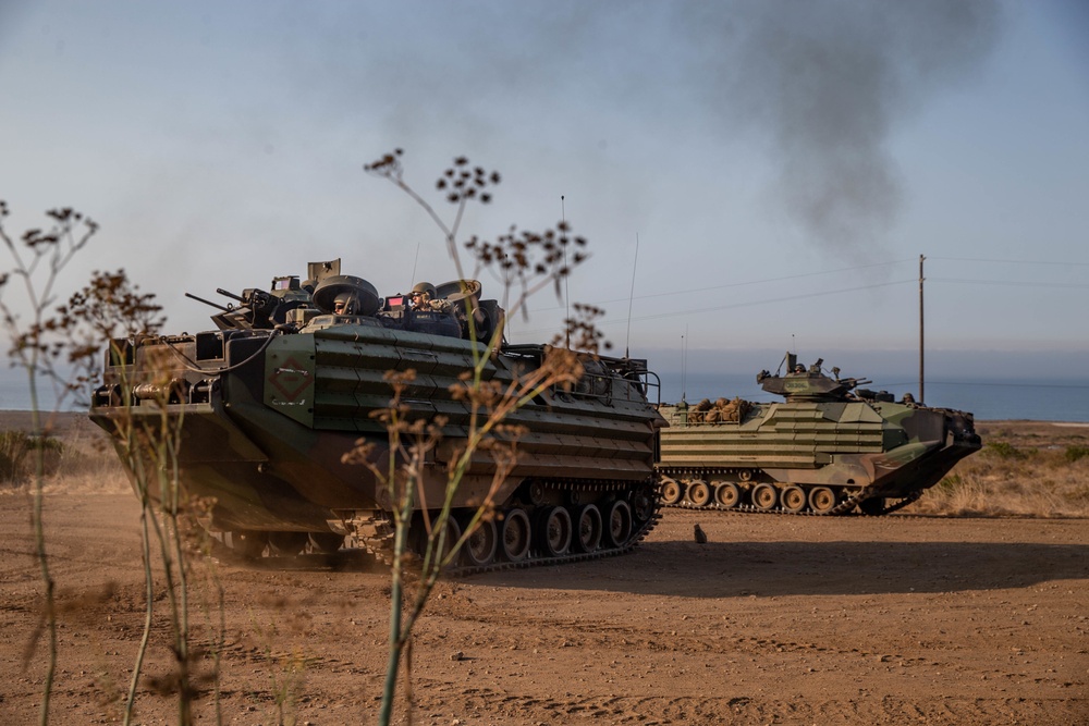 1st Battalion 1st Marines conduct mechanized during V11's MCCRE