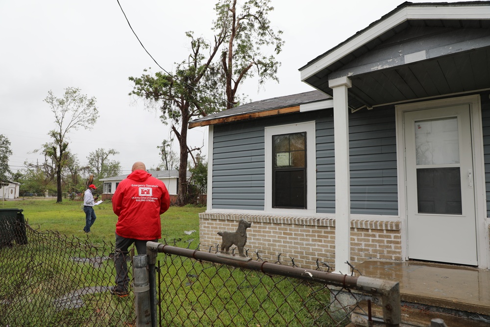 U.S. Army Corps of Engineers conducts damage assessment for Operation Blue Roof