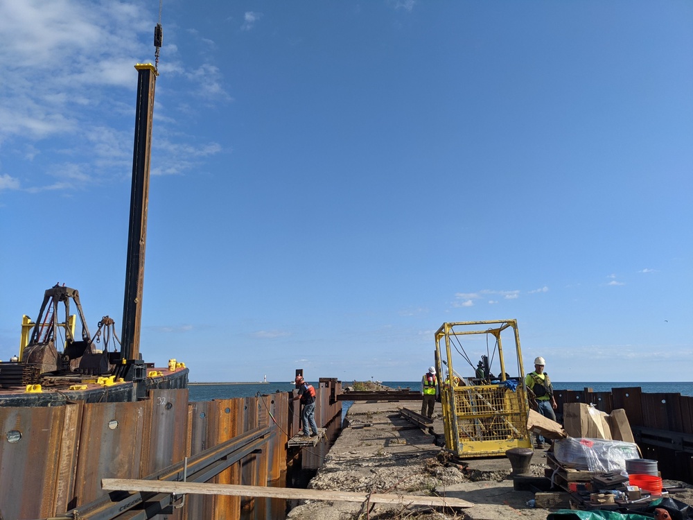 USACE-Buffalo District commander visits Rochester Harbor E. Pier repairs