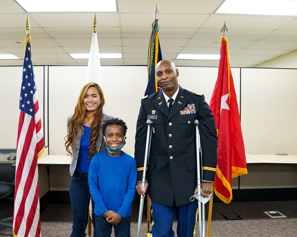 Headquarters and Headquarters Company Promotes New Lieutenant Colonel