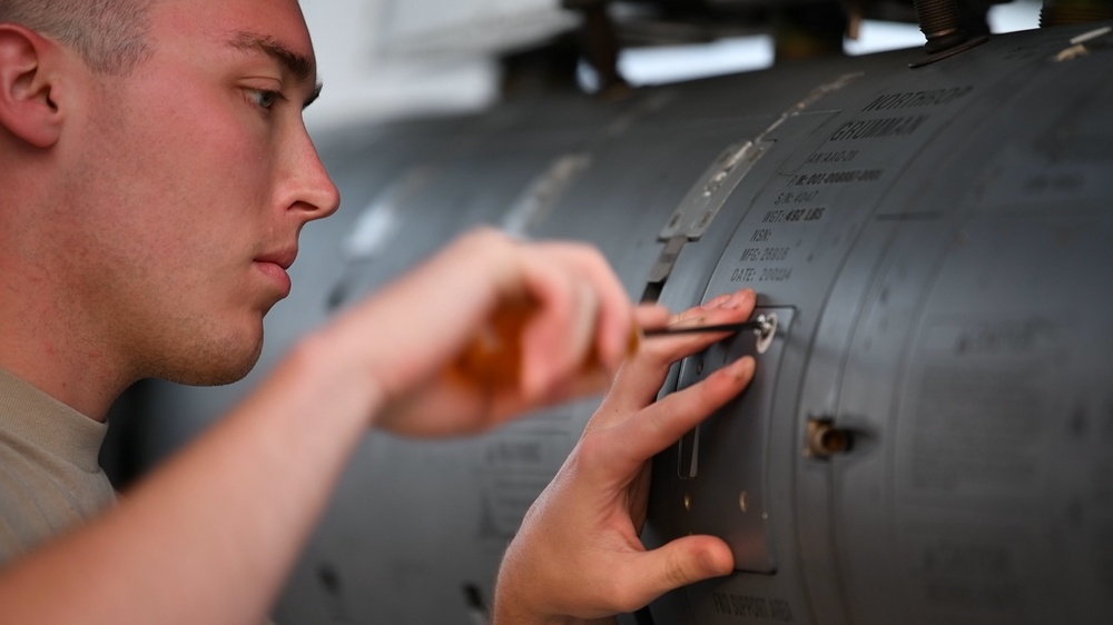 Fort Wayne Airman works on A-10C at Southern Strike 2020