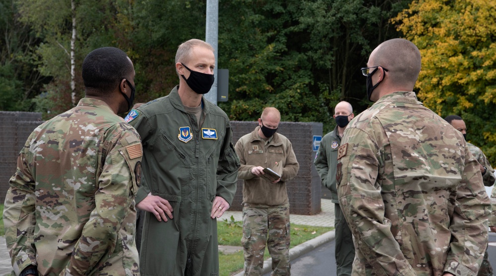 USAFE director of operations visits Saber Nation