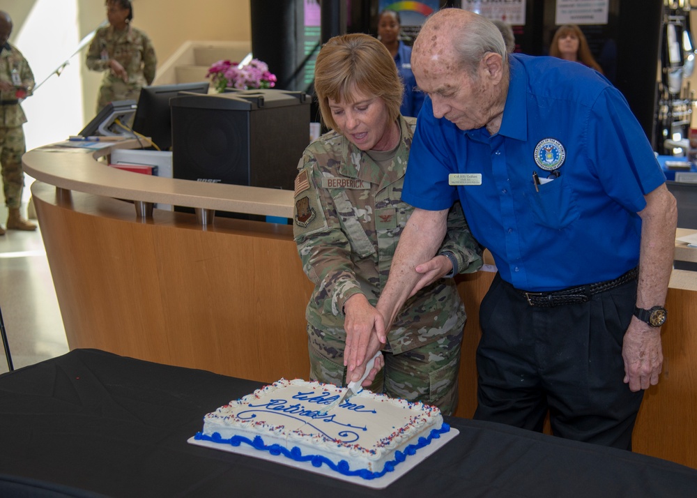 MacDill Clinic celebrates Retiree Appreciation Day