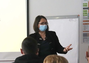 U.S. Army medical providers lecture for Kosovo physicians, nurses