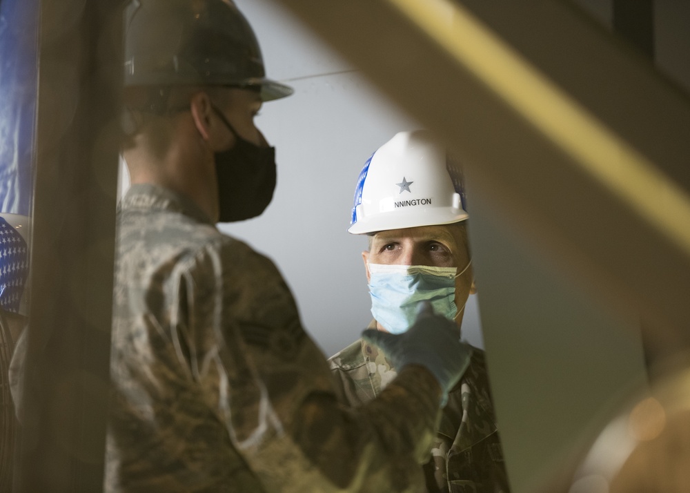512th Airlift Wing hosts 4th Air Force leadership
