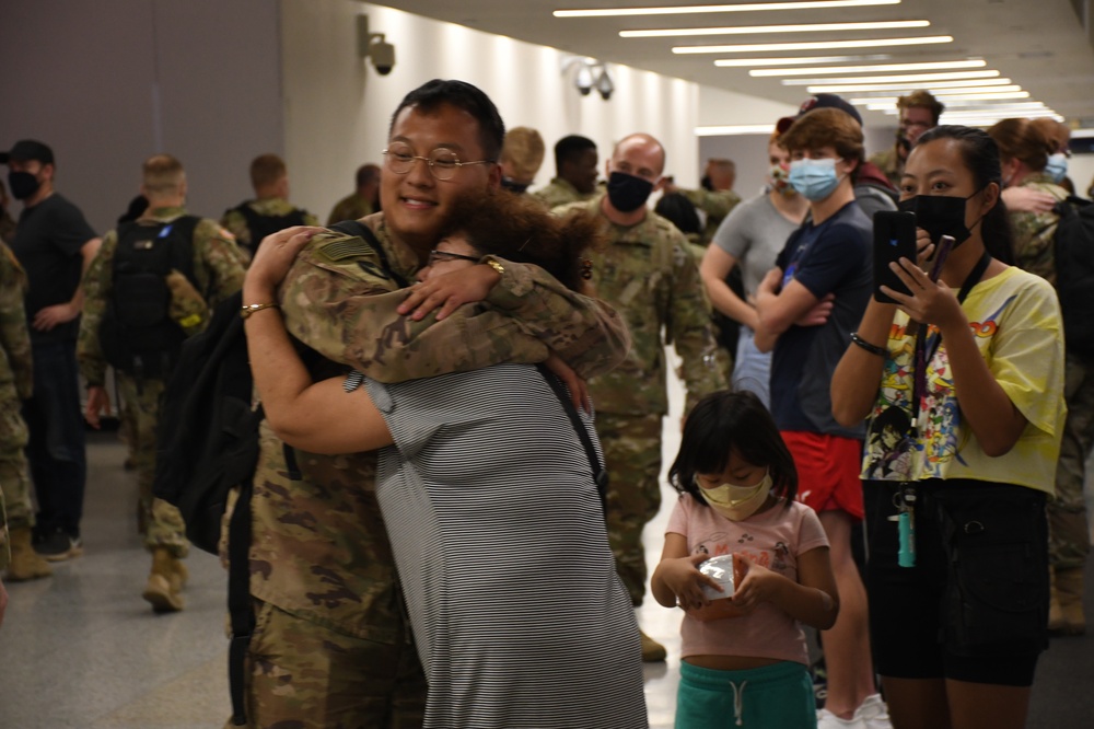 34th Expeditionary Combat Aviation Brigade returns home