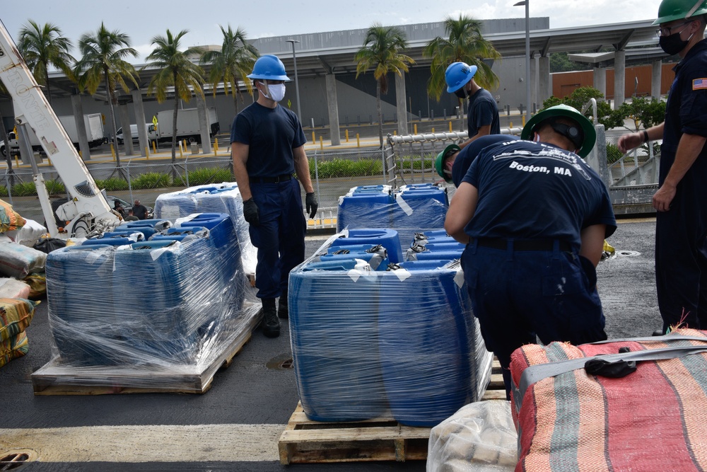 Coast Guard Cutter Escanaba offloads $85.9 million in narcotics at Port Everglades, Florida