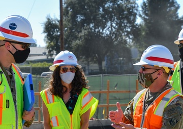 MG Milhorn visits Stockton VA construction