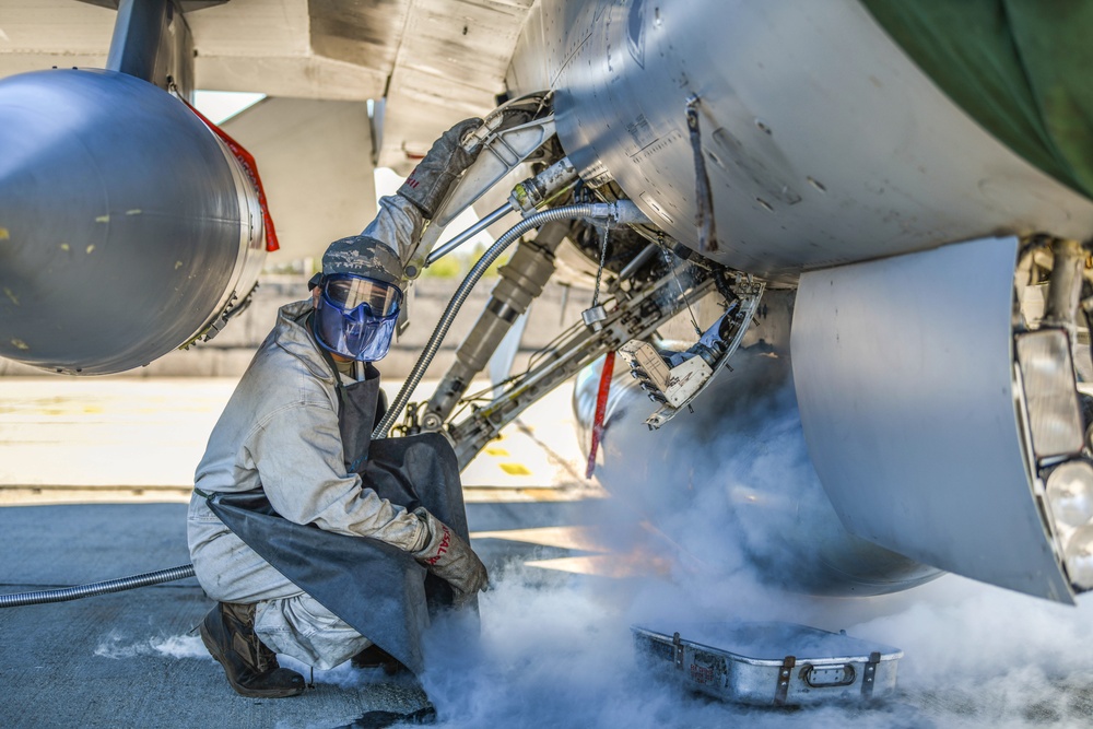 Airmen from 31st AMXS service LOX during NATO eAP