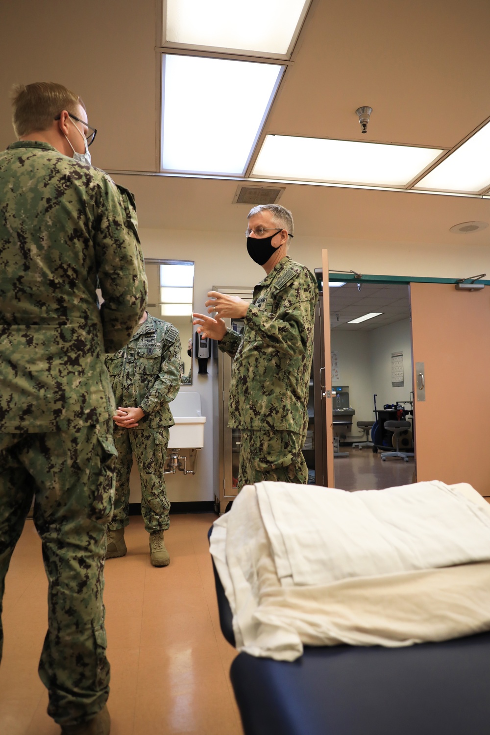 Naval Medical Forces Pacific Commander Visits Branch Health Clinic Port Hueneme