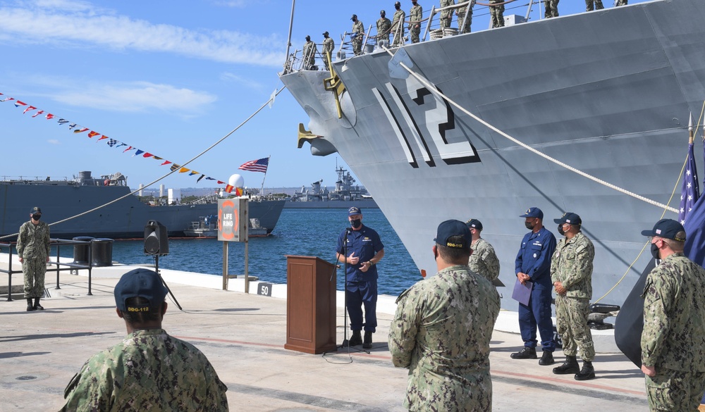 USS Michael Murphy Receives U.S. Coast Guard Commendation