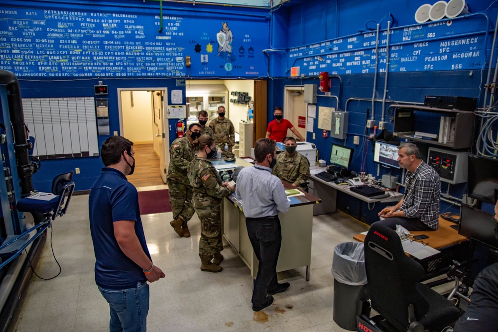 The U.S. Army Aeromedical Research Laboratory’s (USAARL) Enroute Care Group (ECG) and the U.S. Army Aviation School of Medicine (USASAM) preforms altitude testing on patient isolation units.