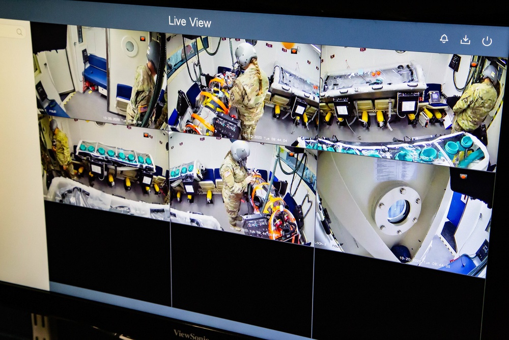 The U.S. Army Aeromedical Research Laboratory’s (USAARL) Enroute Care Group (ECG) and the U.S. Army Aviation School of Medicine (USASAM) preforms altitude testing on patient isolation units.