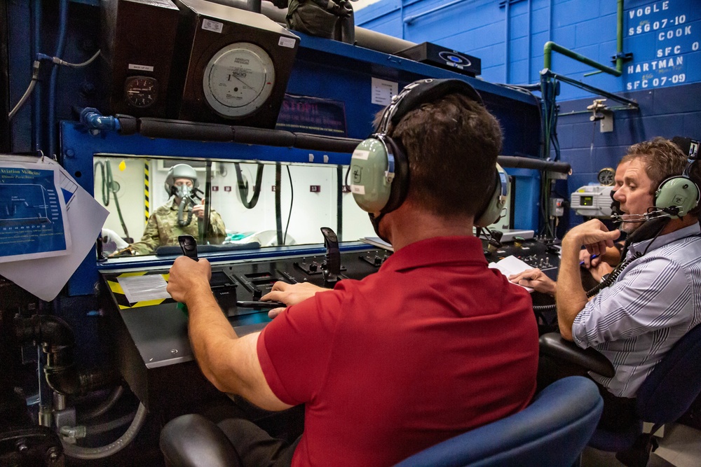 The U.S. Army Aeromedical Research Laboratory’s (USAARL) Enroute Care Group (ECG) and the U.S. Army Aviation School of Medicine (USASAM) preforms altitude testing on patient isolation units.