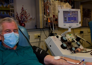 Former Governor Donates Convalescent Plasma at NMCP