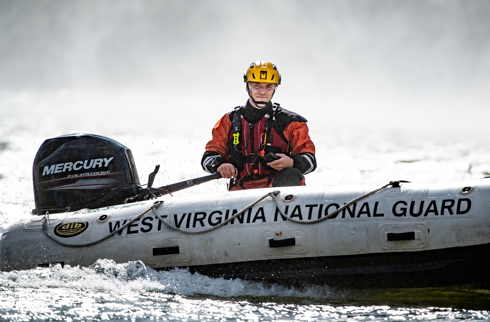West Virginia Swift Water Rescue Team trains with U.S. Navy HSC-5 Nightdippers