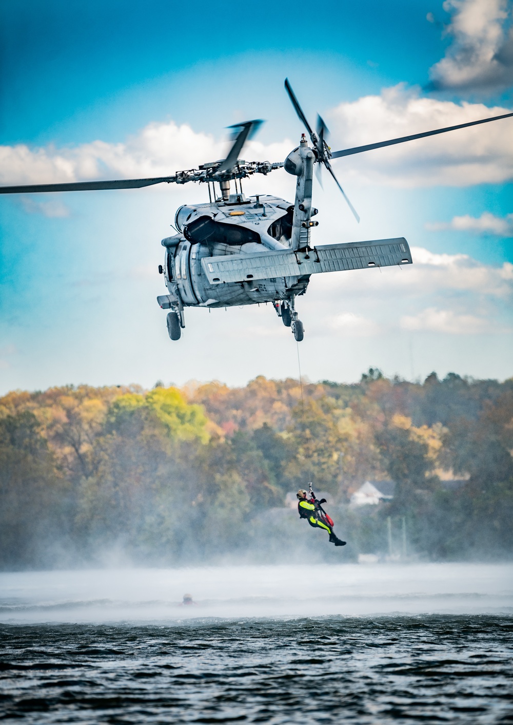 West Virginia Swift Water Rescue Team trains with U.S. Navy HSC-5 Nightdippers