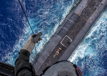 MV-22B Osprey Delivers Payload to USS Henry M. Jackson