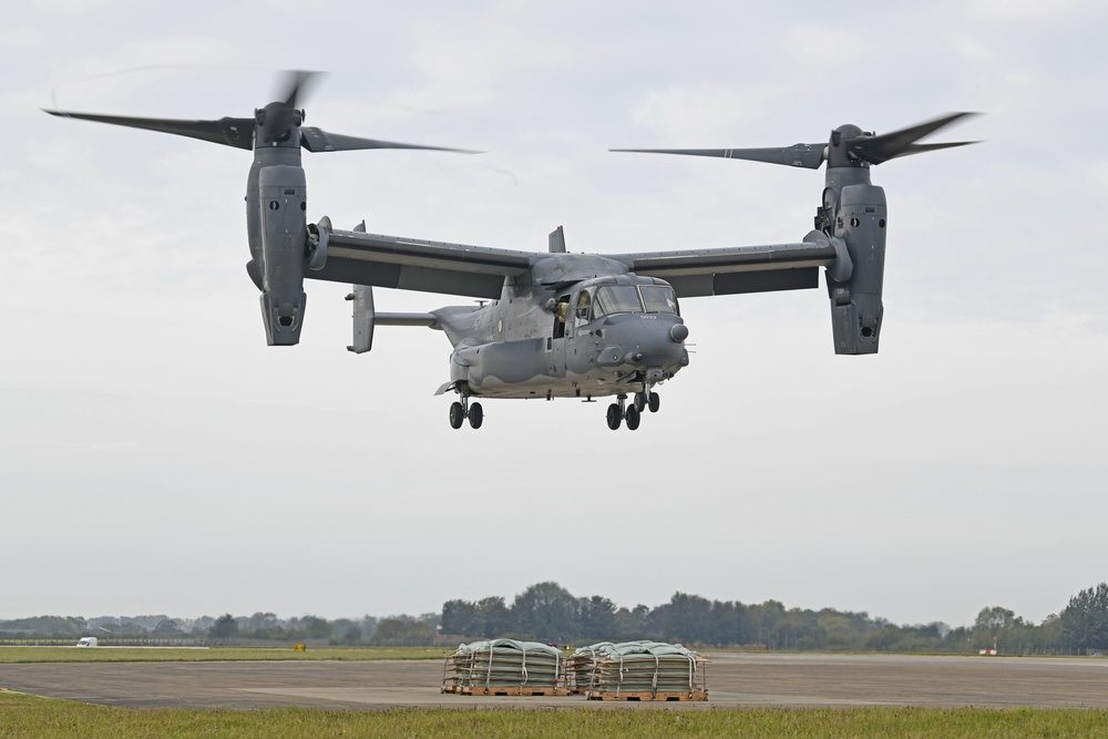 CV-22 Osprey conducts emergency landing training