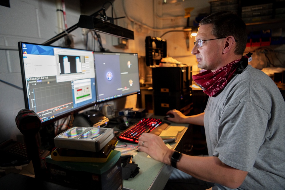 NRL researchers evaluate ultraviolet sources, combat COVID-19