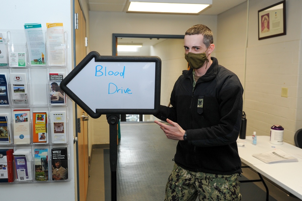 SUBASE New London Hosts Blood Drive