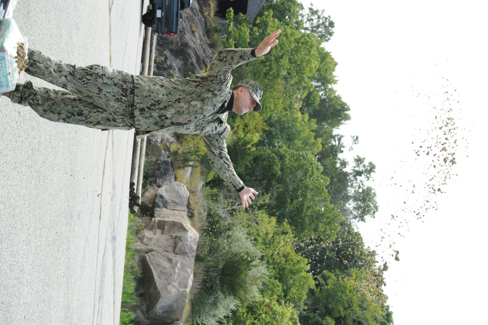 SUBASE First Class Petty Officers Association aids in Alpha Lot clean-up