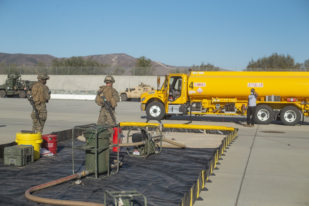 15th MEU Marines participate in a FARP operation