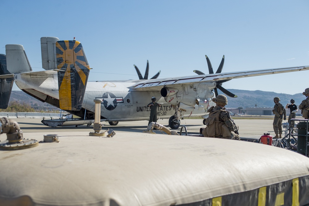 15th MEU Marines participate in a FARP operation