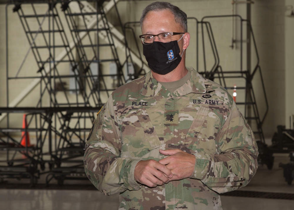 Maj. Gen. Place visits 3rd MAW