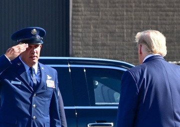 Trump arrives in Nashville for presidential debate