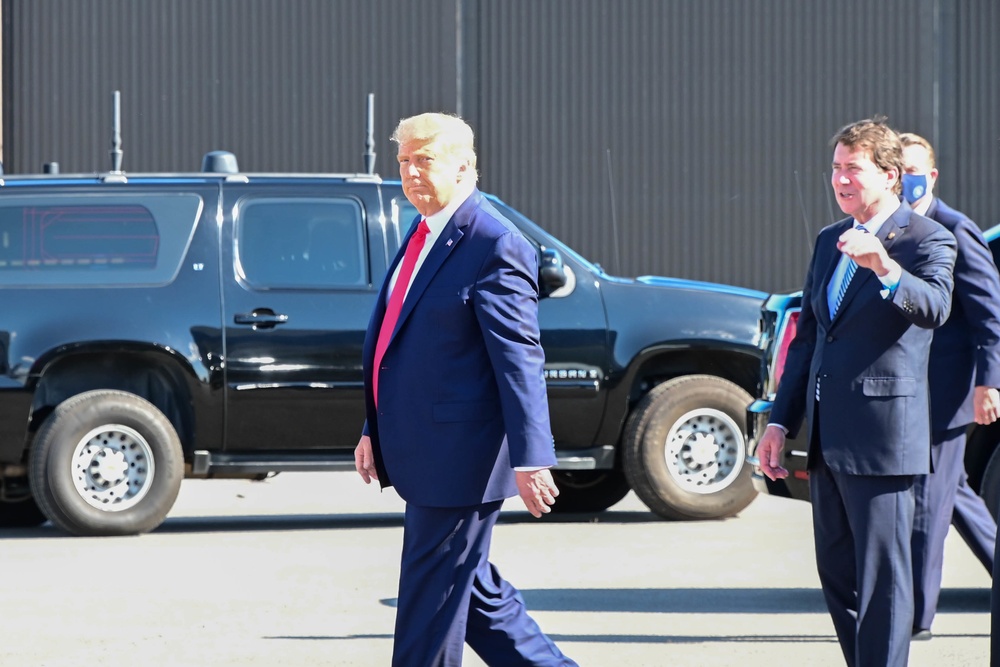 Trump arrives in Nashville for presidential debate