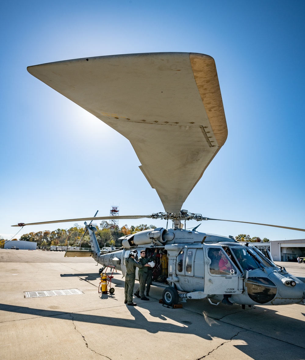 U.S. Navy's HSC-5 Conducts Inland Flight Operations in West Virginia