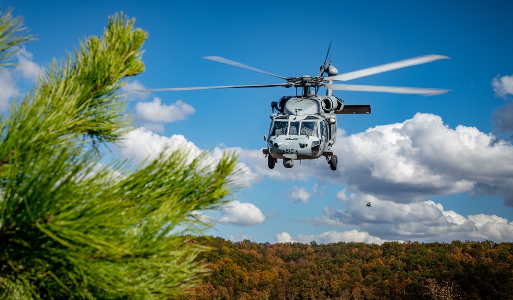 U.S. Navy's HSC-5 Conducts Inland Flight Operations in West Virginia