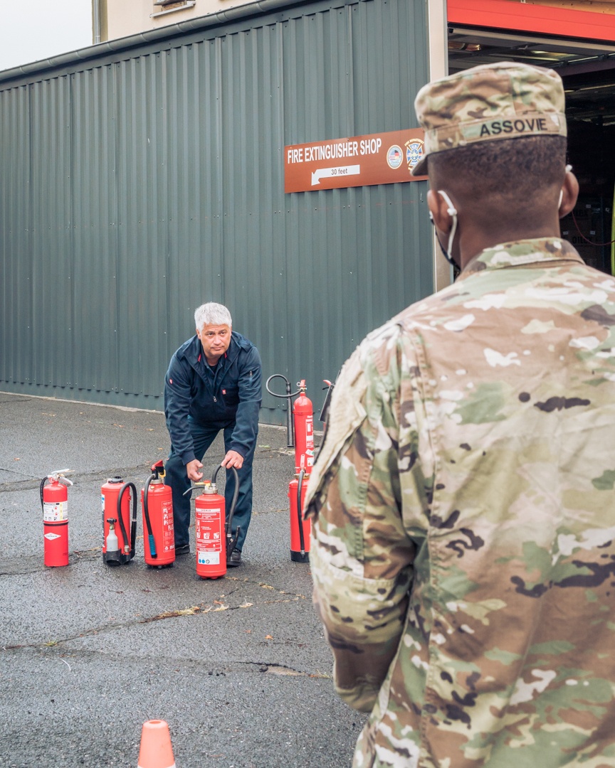 DES offers fire extinguisher training